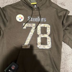 NWT Alejandro Villenueva salute to service Steelers sweatshirt size medium